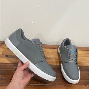 Nike Jordan V.5 Grown Low Men’s Sneakers Size 10.5
COOL GREY/DK POWDER BLUE